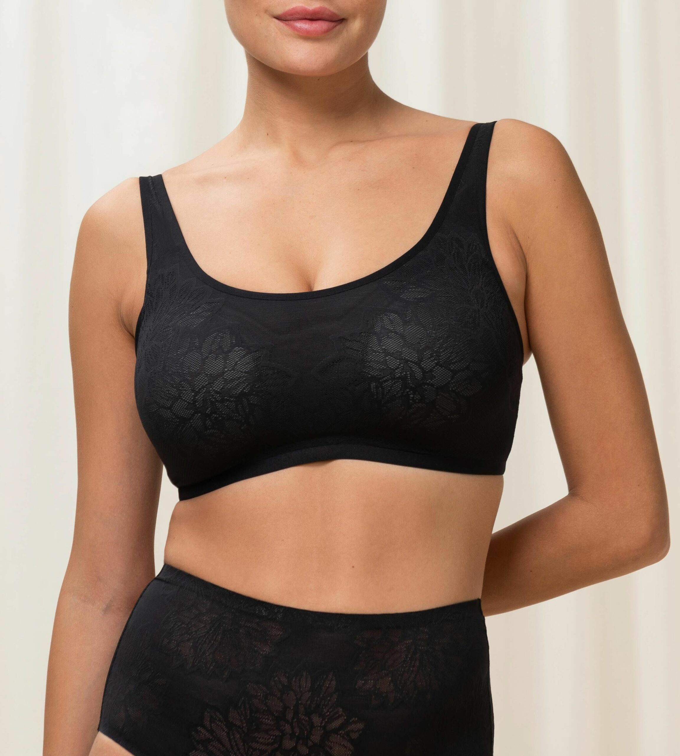 Elys Wimbledon - The new Fit Smart bra from Triumph Lingerie is a bra that  goes on a journey with your body. Thanks to 4D engineering, it adapts to  your unique shape 